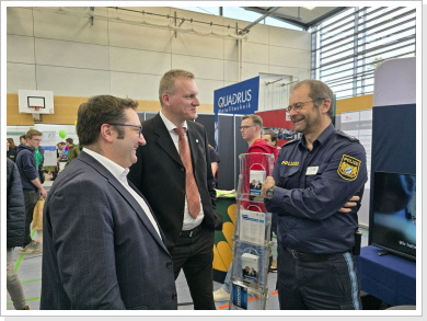 Bürgermeister Rudolf Seidl und Staatssekretär für Wirtschaft, Landesentwicklung und Energie Tobias Gotthard